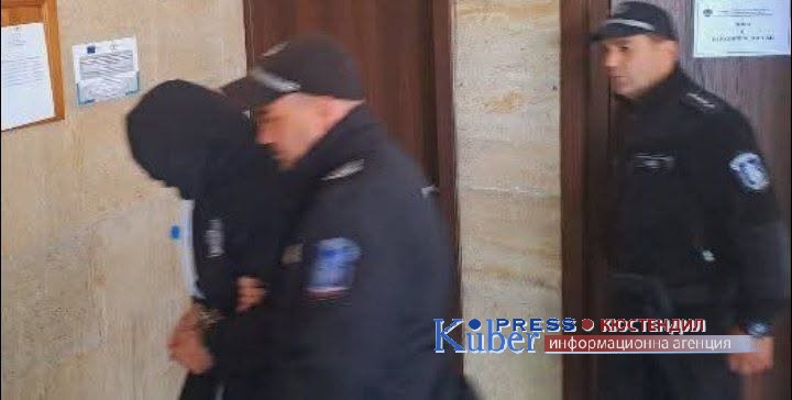 Съдът в Кюстендил  поиска уточнения от Гърция за екстрадицията на прокурорския син Васил Михайлов